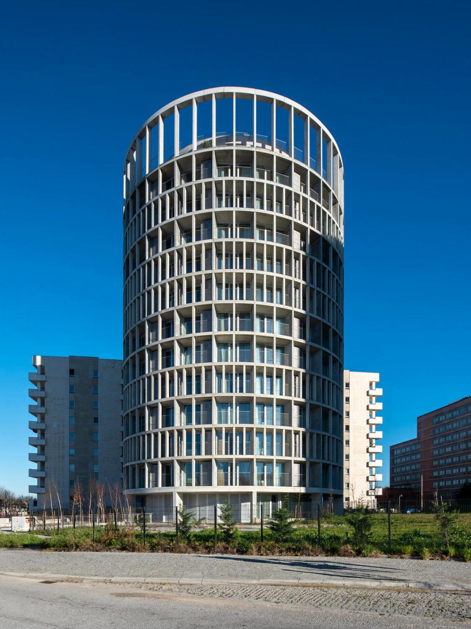 Micampus Porto Tower Student Residence Bagian luar foto