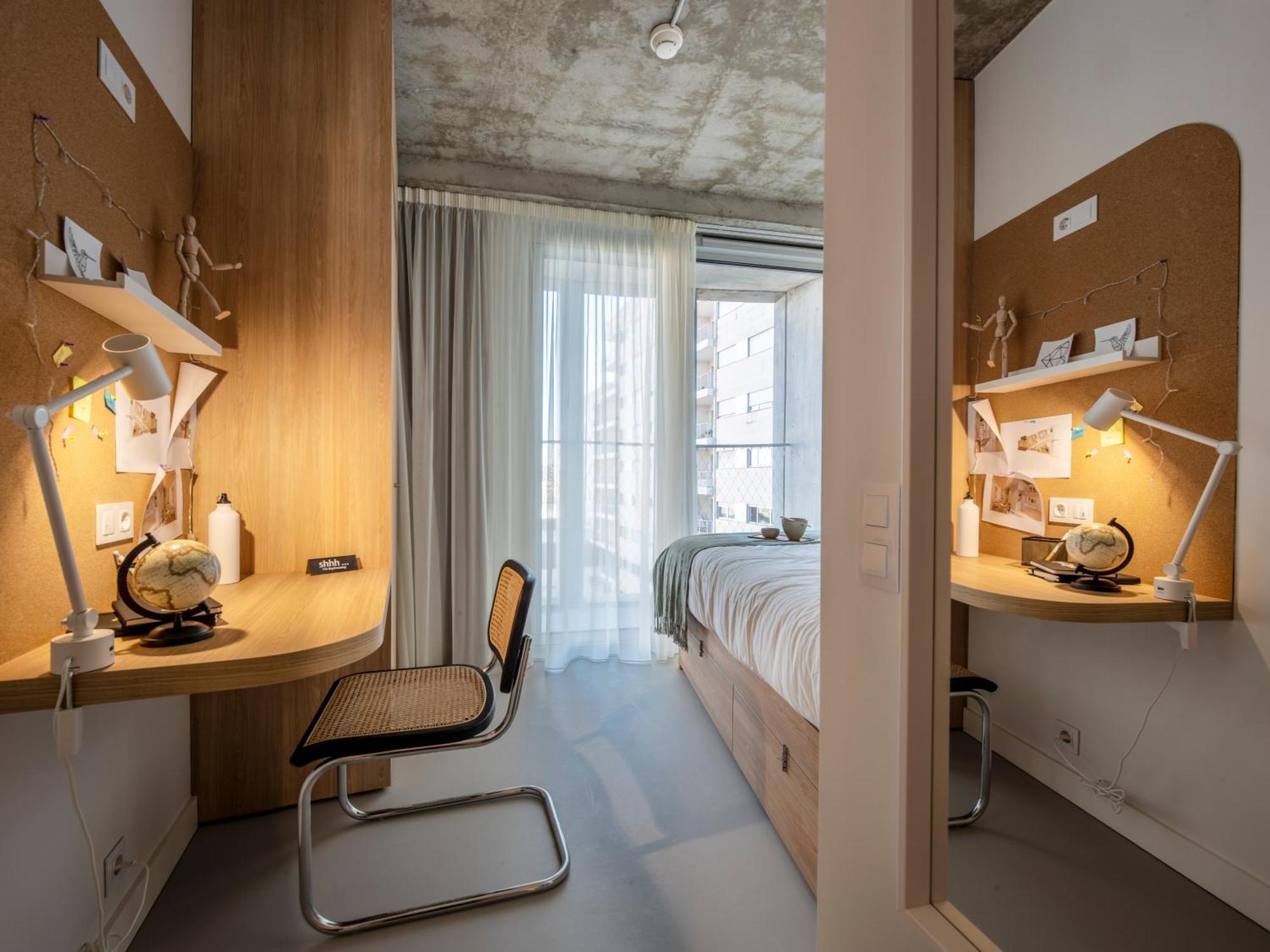 Micampus Porto Tower Student Residence Bagian luar foto