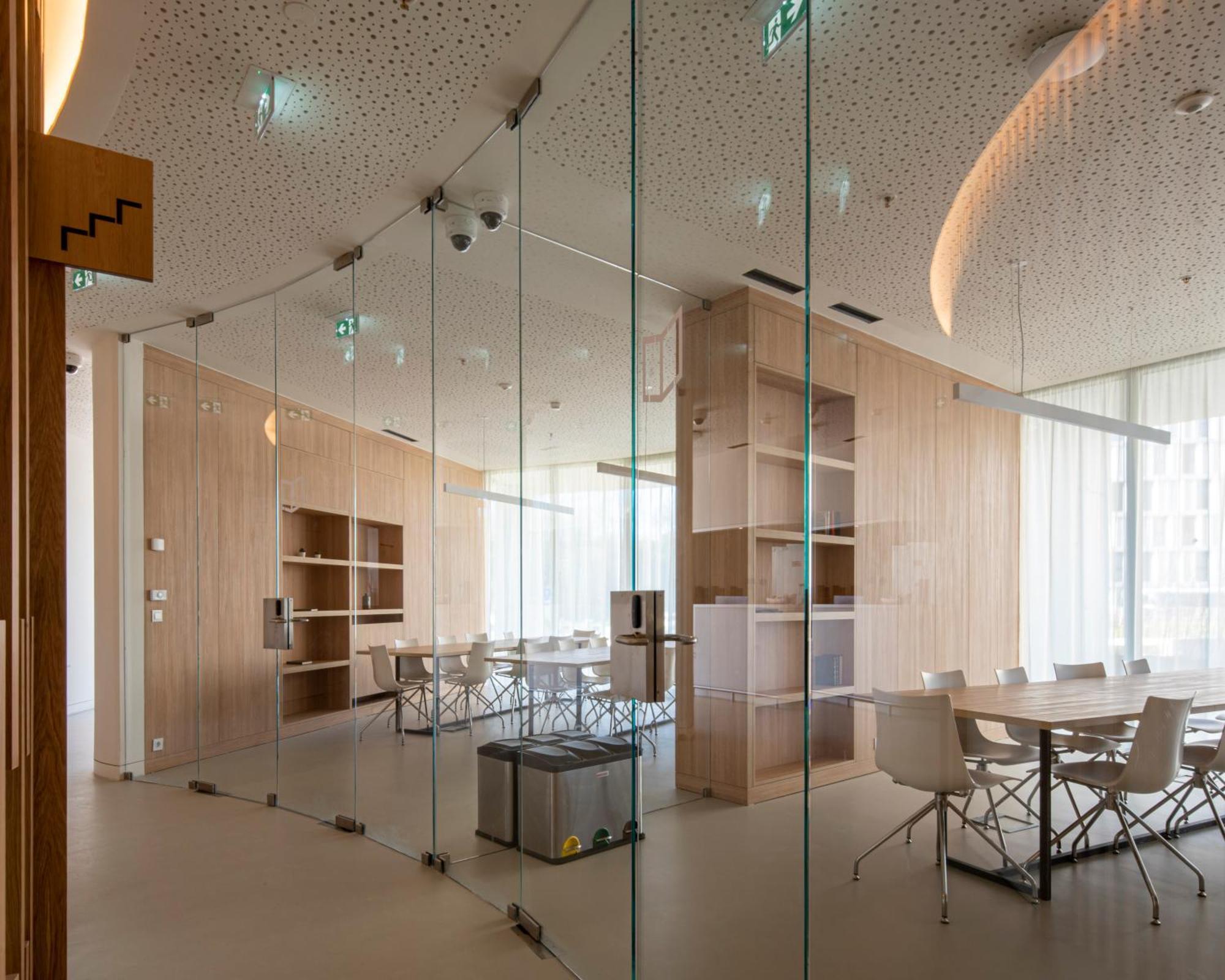 Micampus Porto Tower Student Residence Bagian luar foto